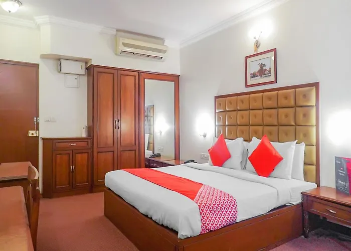 Oyo 14438 Bel Air Hotel Pune